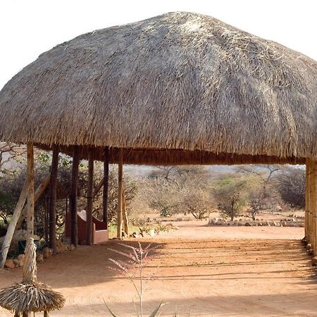 Samburu Sopa Lodge Archers Post Exteriör bild