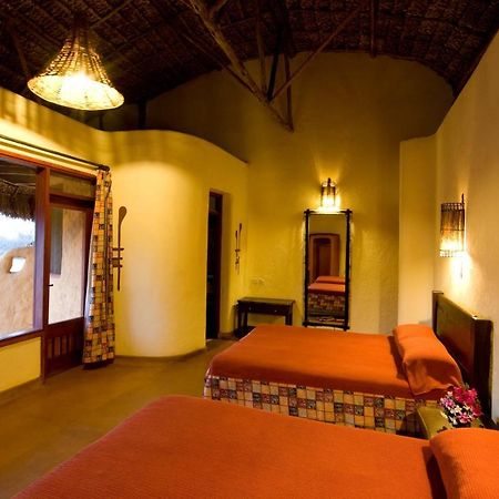Samburu Sopa Lodge Archers Post Exteriör bild