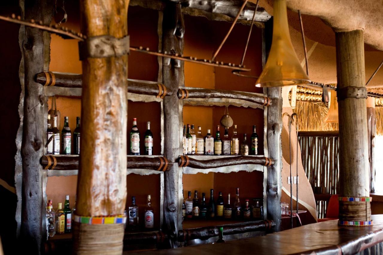 Samburu Sopa Lodge Archers Post Exteriör bild
